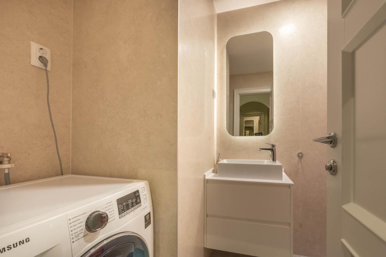 Sasha Di Cattaro - Old Town Lux Apartment Екстериор снимка