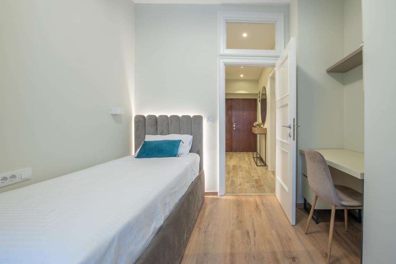 Sasha Di Cattaro - Old Town Lux Apartment Екстериор снимка